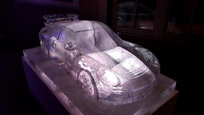 Eisskulptur Porsche, Porsche aus Eis