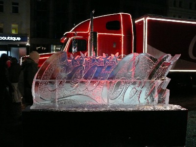 Coca-Cola, Eisskulptur, Eislogo