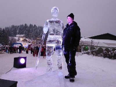 Eisskulptur, Eislangläufer aus Eis, Klaus Grunenberg